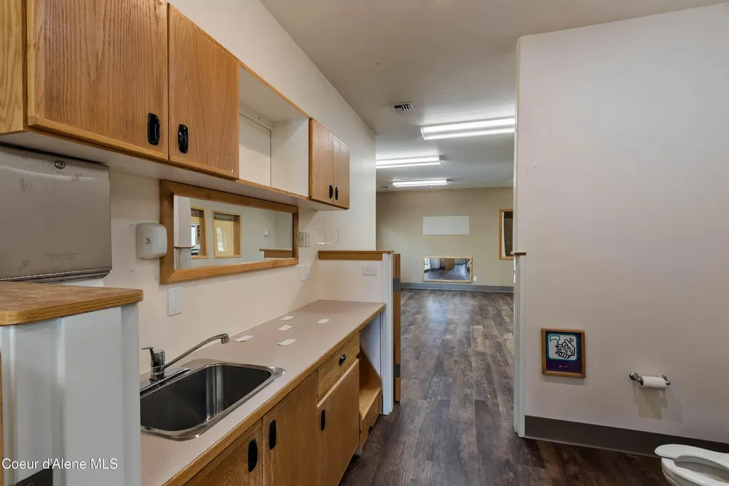 137 Mcghee Road Kootenai ID 83840