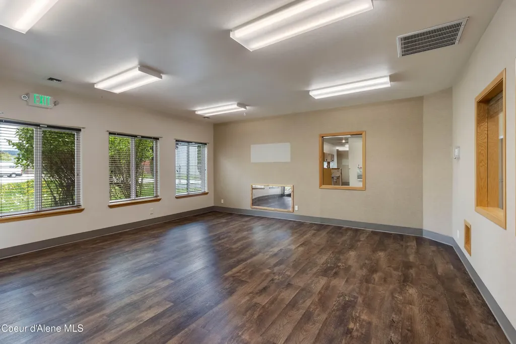 137 Mcghee Road Kootenai ID 83840