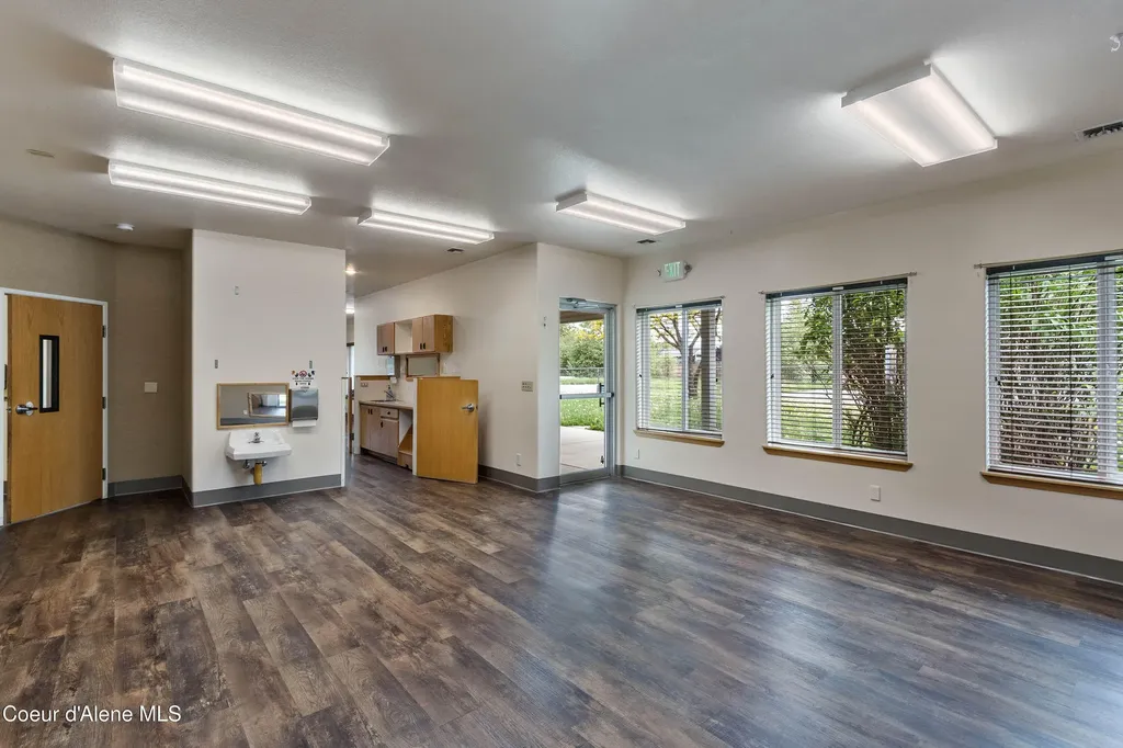 137 Mcghee Road Kootenai ID 83840