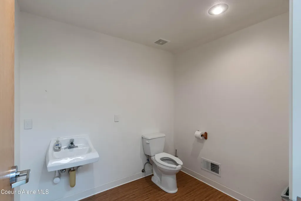 137 Mcghee Road Kootenai ID 83840