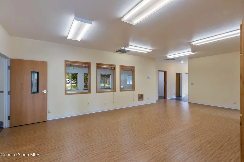 137 Mcghee Road Kootenai ID 83840