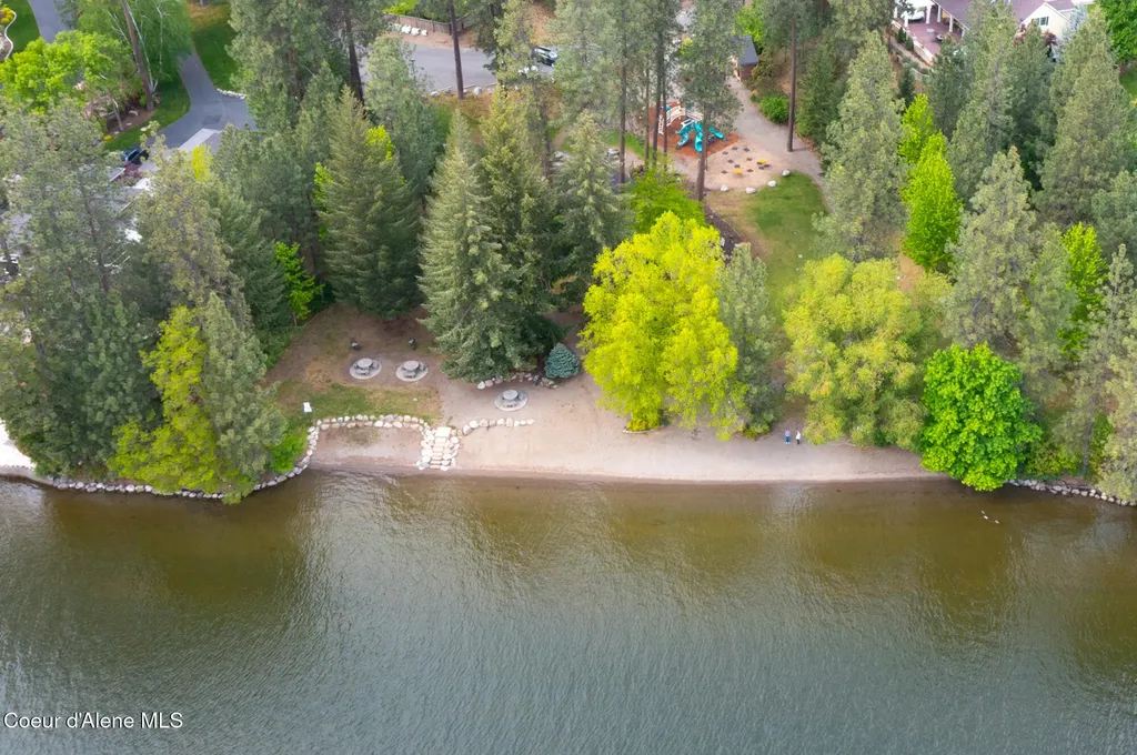 1506 S Riverside Harbor Drive Post Falls ID 83854