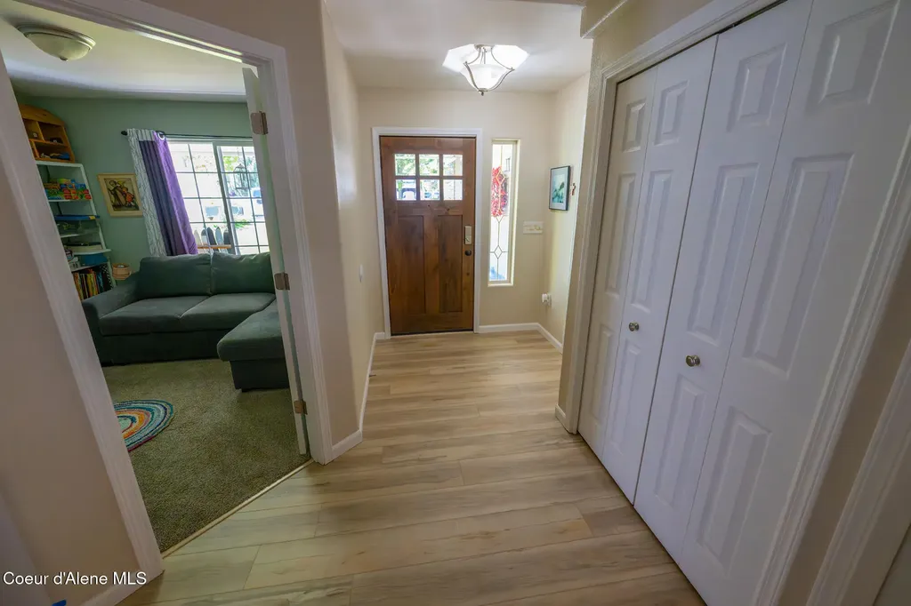 1506 S Riverside Harbor Drive Post Falls ID 83854