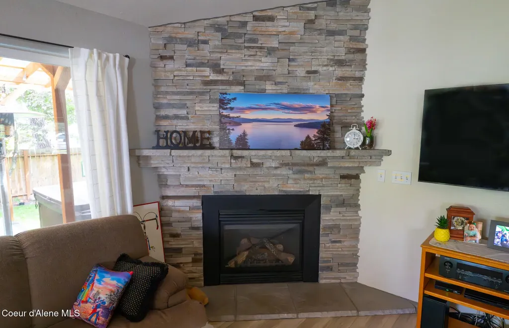 1506 S Riverside Harbor Drive Post Falls ID 83854