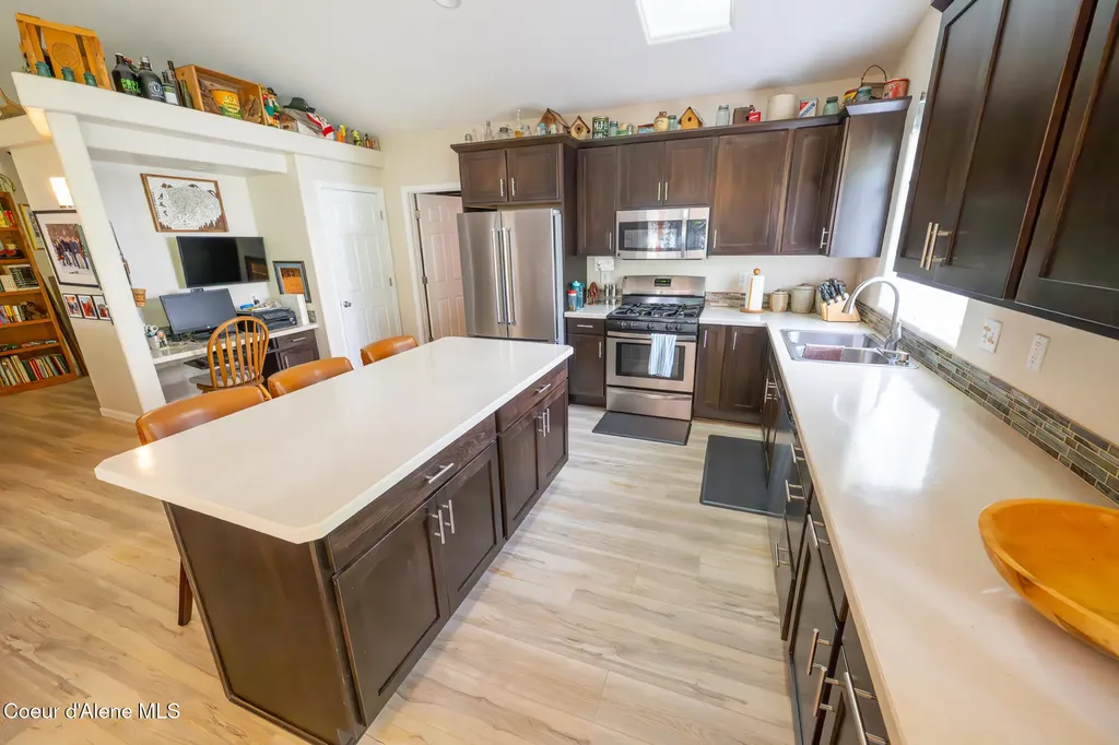 1506 S Riverside Harbor Drive Post Falls ID 83854