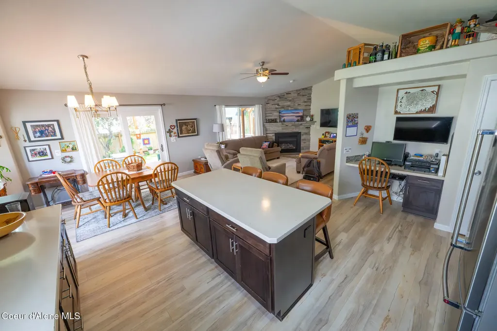 1506 S Riverside Harbor Drive Post Falls ID 83854