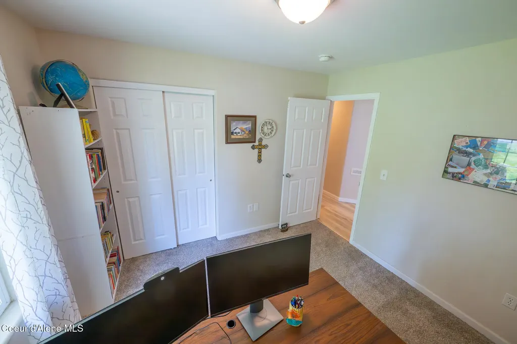 1506 S Riverside Harbor Drive Post Falls ID 83854