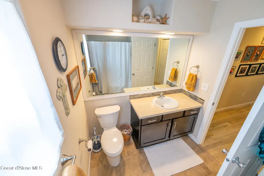 1506 S Riverside Harbor Drive Post Falls ID 83854