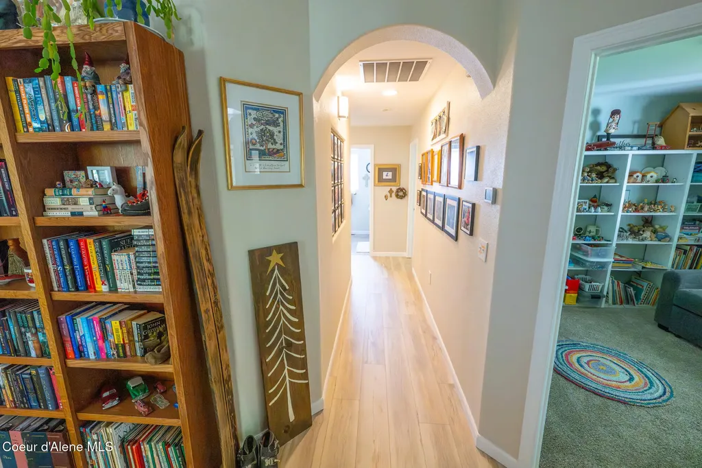1506 S Riverside Harbor Drive Post Falls ID 83854