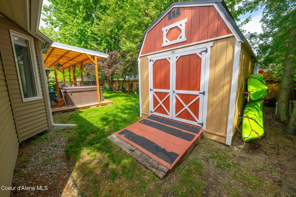 1506 S Riverside Harbor Drive Post Falls ID 83854
