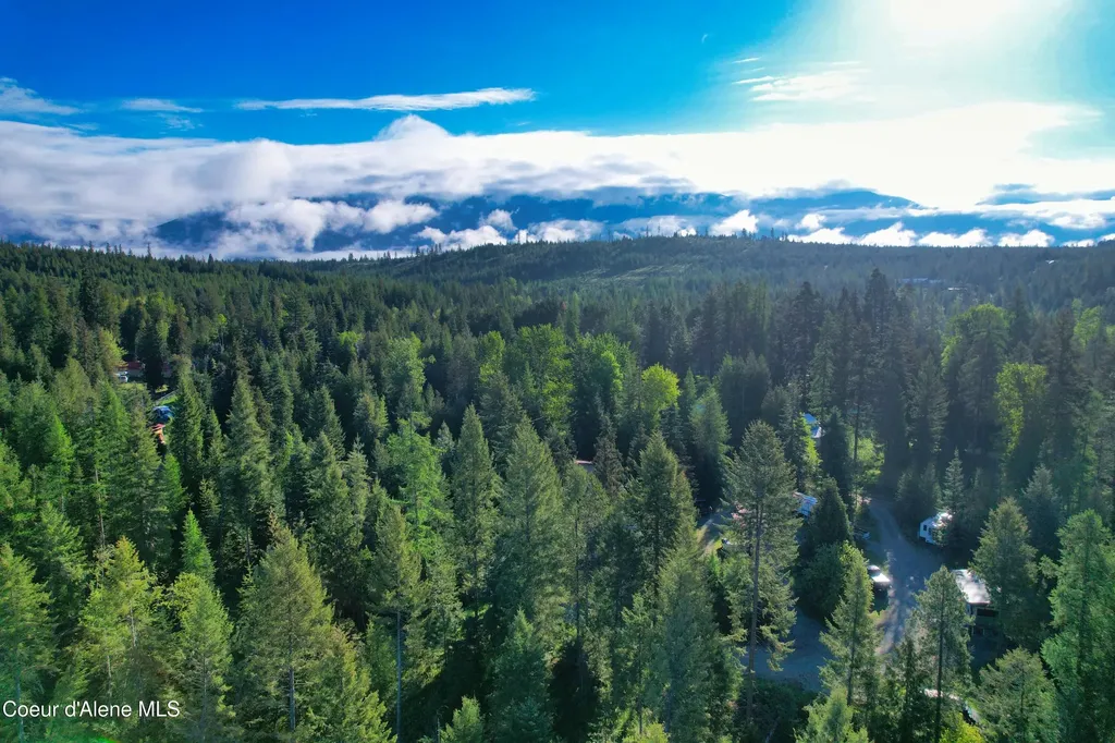 Tract 2 Highway 2 Bonners Ferry ID 83805
