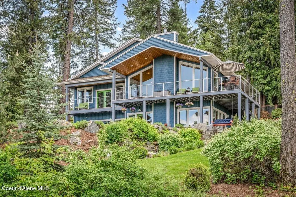 16 Hawkins Road Sagle ID 83860