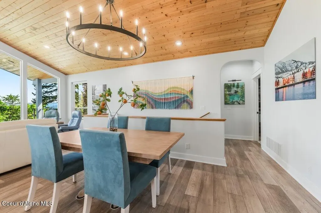 16 Hawkins Road Sagle ID 83860