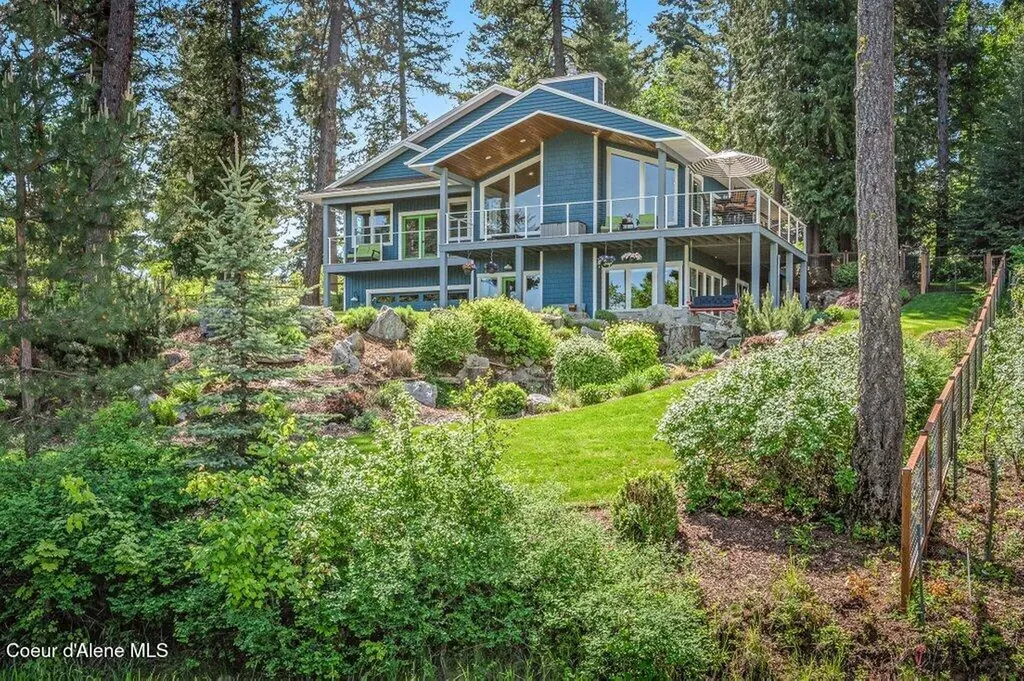 16 Hawkins Road Sagle ID 83860