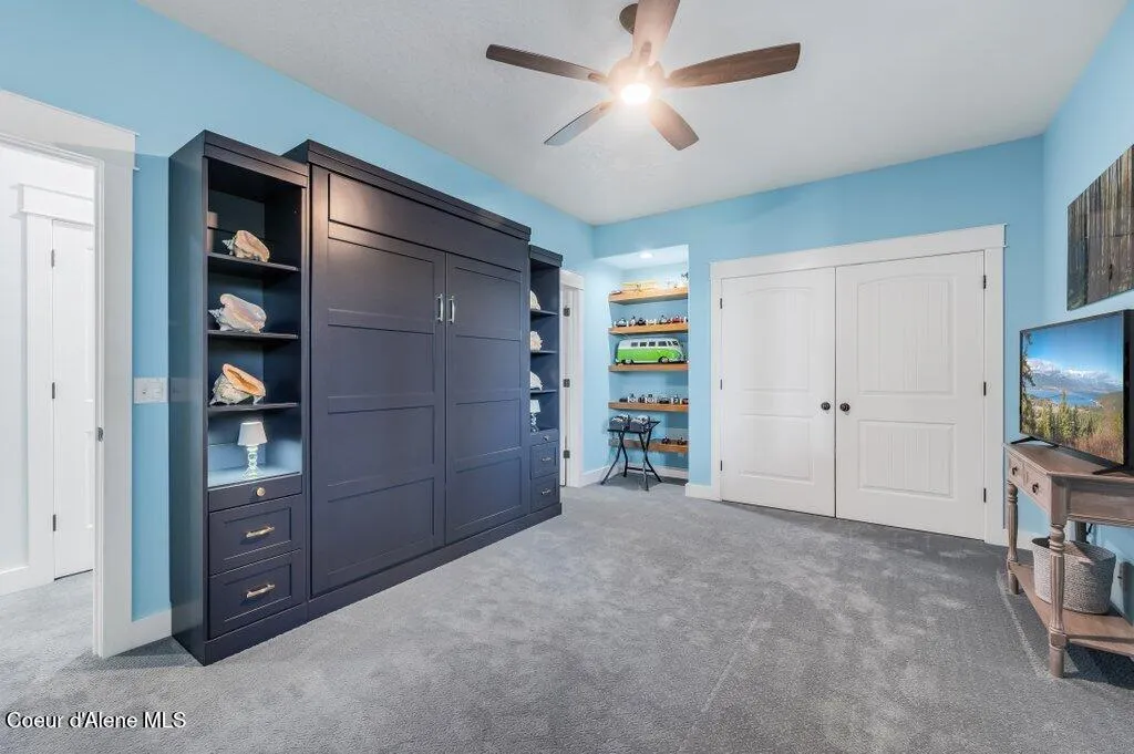 16 Hawkins Road Sagle ID 83860