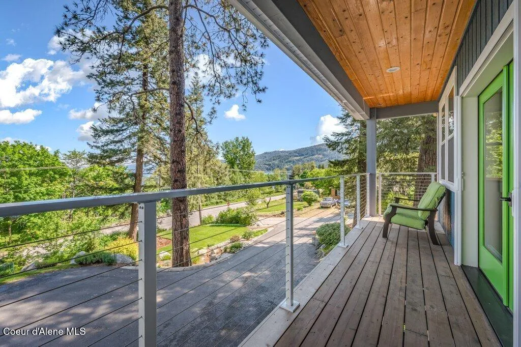 16 Hawkins Road Sagle ID 83860