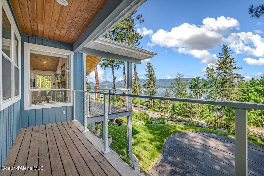 16 Hawkins Road Sagle ID 83860