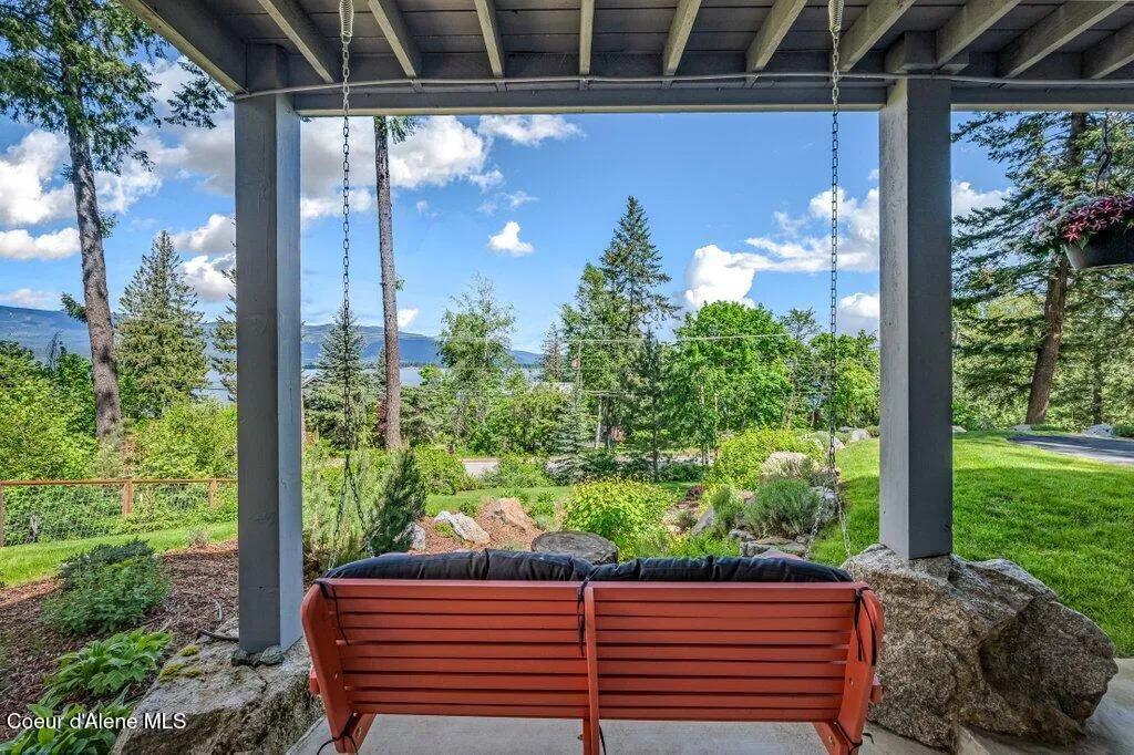 16 Hawkins Road Sagle ID 83860