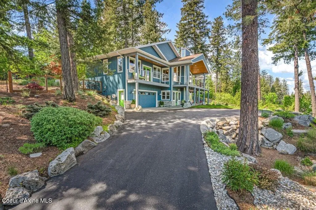 16 Hawkins Road Sagle ID 83860