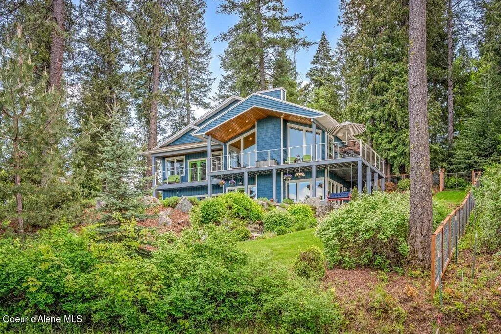 16 Hawkins Road Sagle ID 83860