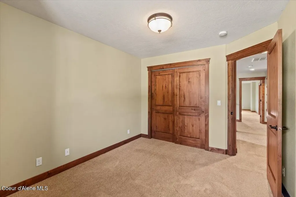 9091 N Piper Court Hayden ID 83835
