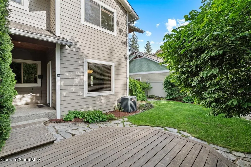 9091 N Piper Court Hayden ID 83835