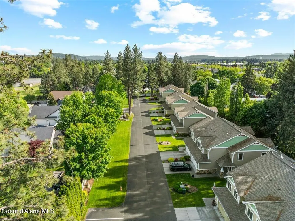 9091 N Piper Court Hayden ID 83835