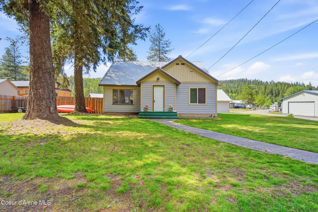 516 West Fork Pine Creek Road Pinehurst ID 83850