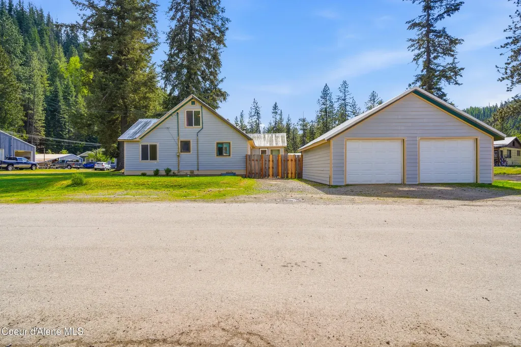 516 West Fork Pine Creek Road Pinehurst ID 83850