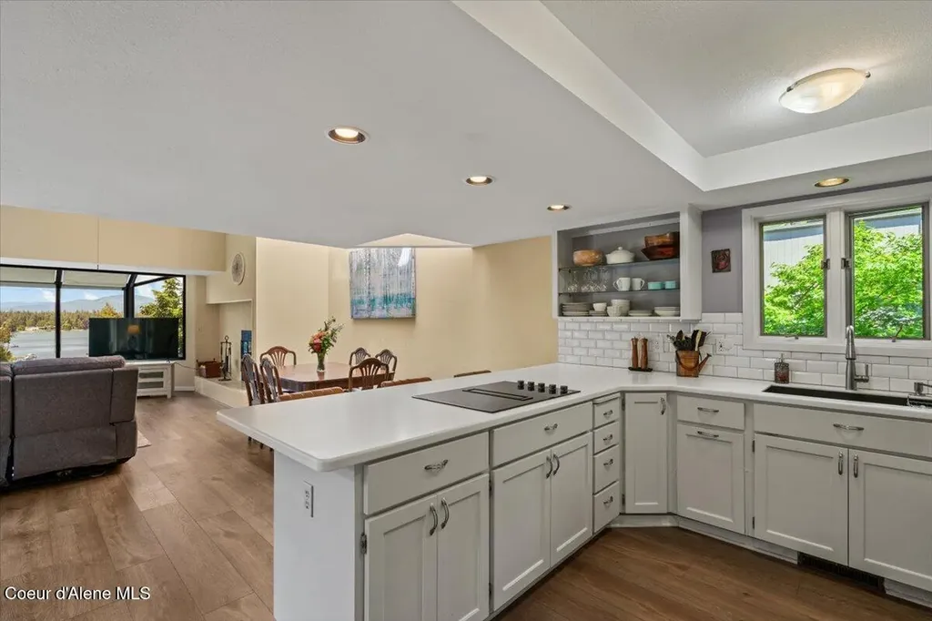 3570 E Tobler Road Hayden ID 83835