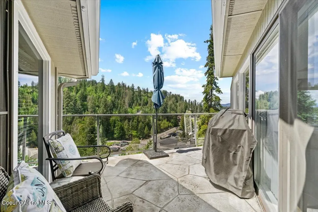 3570 E Tobler Road Hayden ID 83835