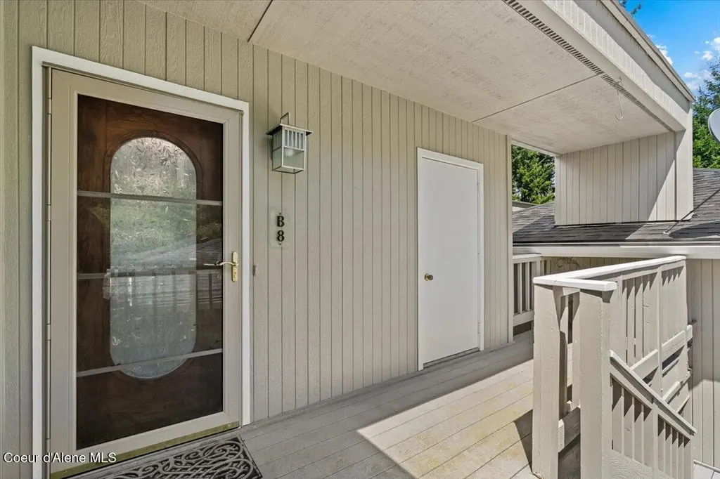 3570 E Tobler Road Hayden ID 83835