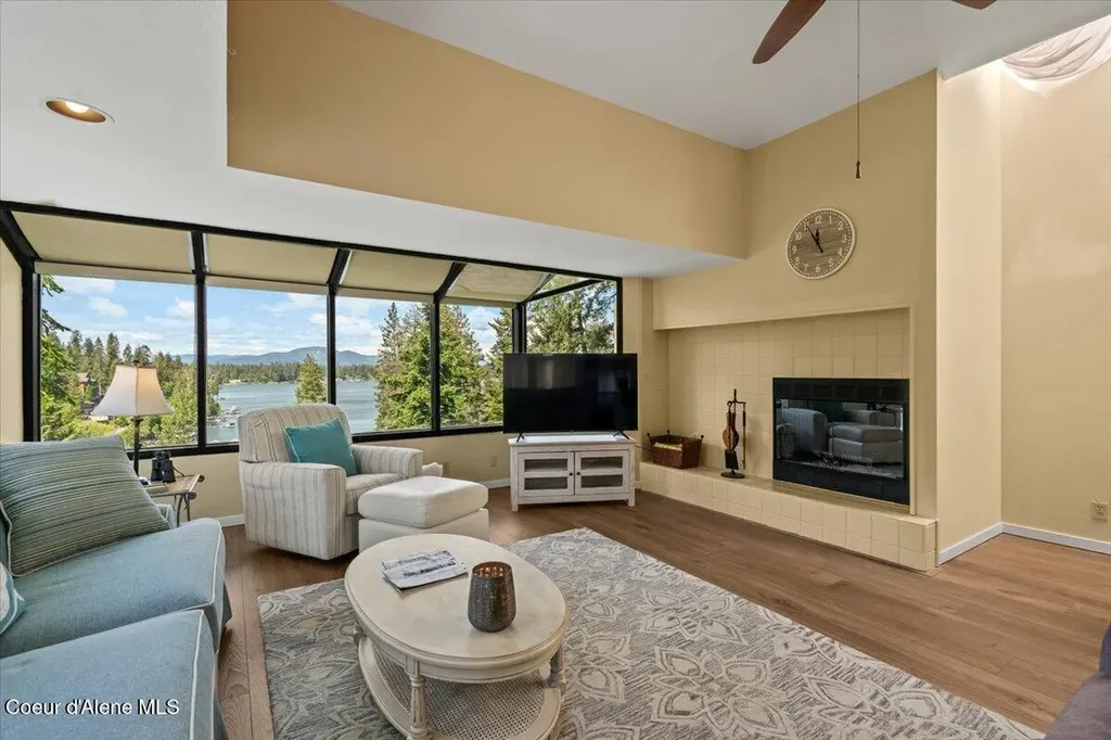 3570 E Tobler Road Hayden ID 83835