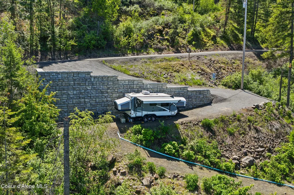 2611 W Cottonwood Road Worley ID 83876