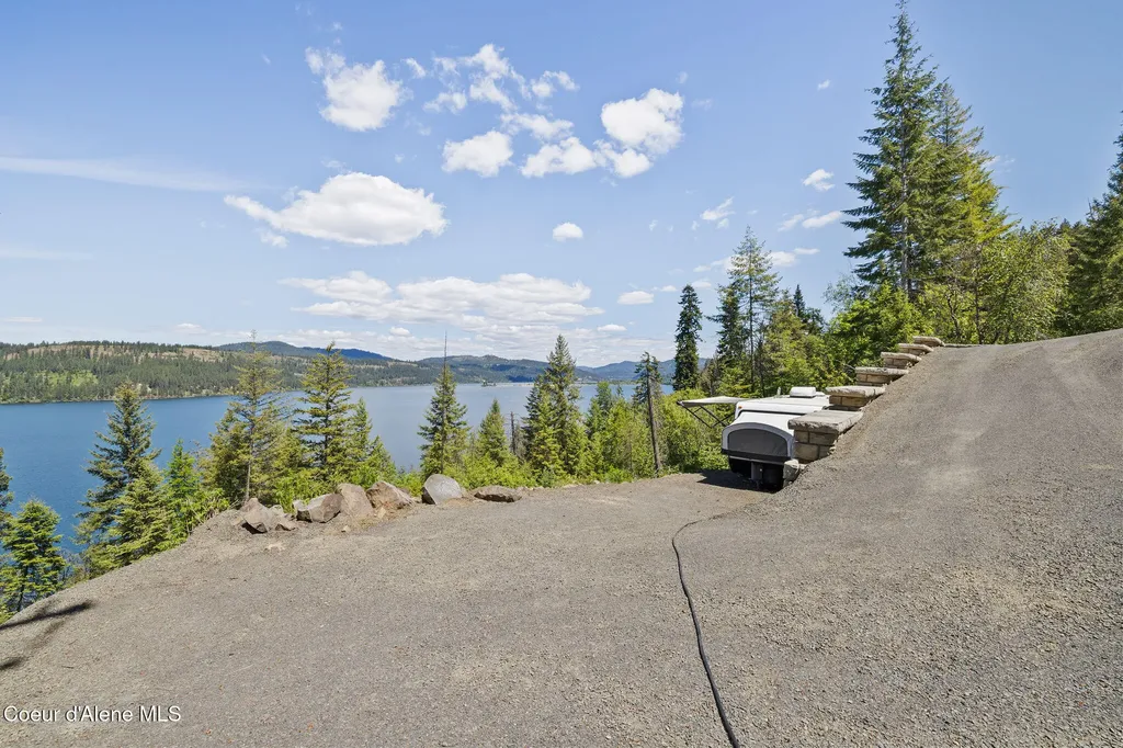 2611 W Cottonwood Road Worley ID 83876