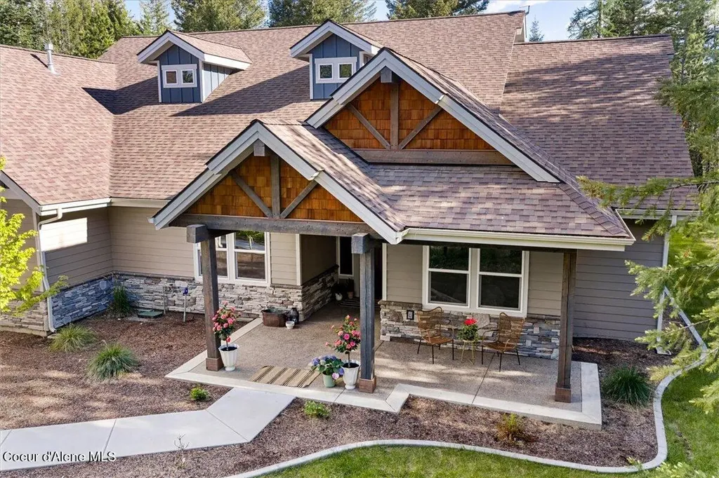 92 Graham Avenue Priest River ID 83856