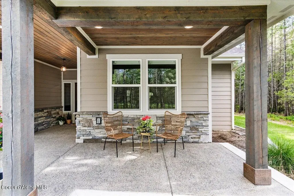 92 Graham Avenue Priest River ID 83856