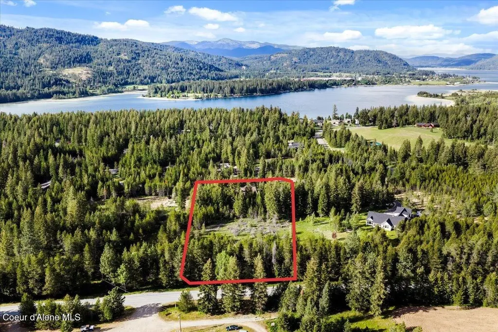 92 Graham Avenue Priest River ID 83856