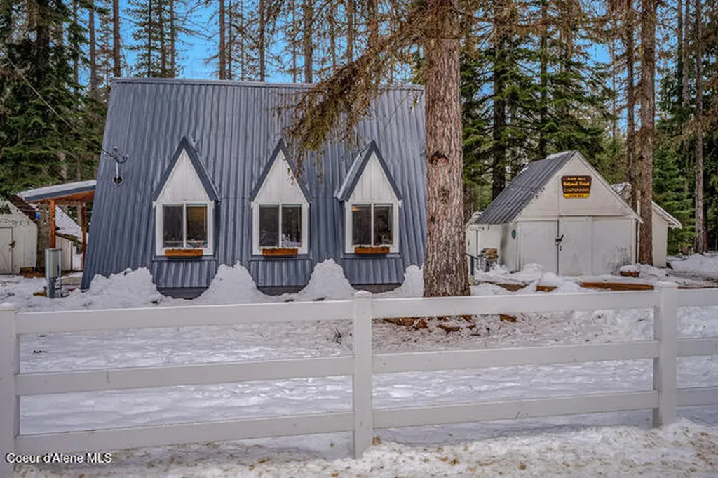 475 Dry Creek Road Clark Fork ID 83811
