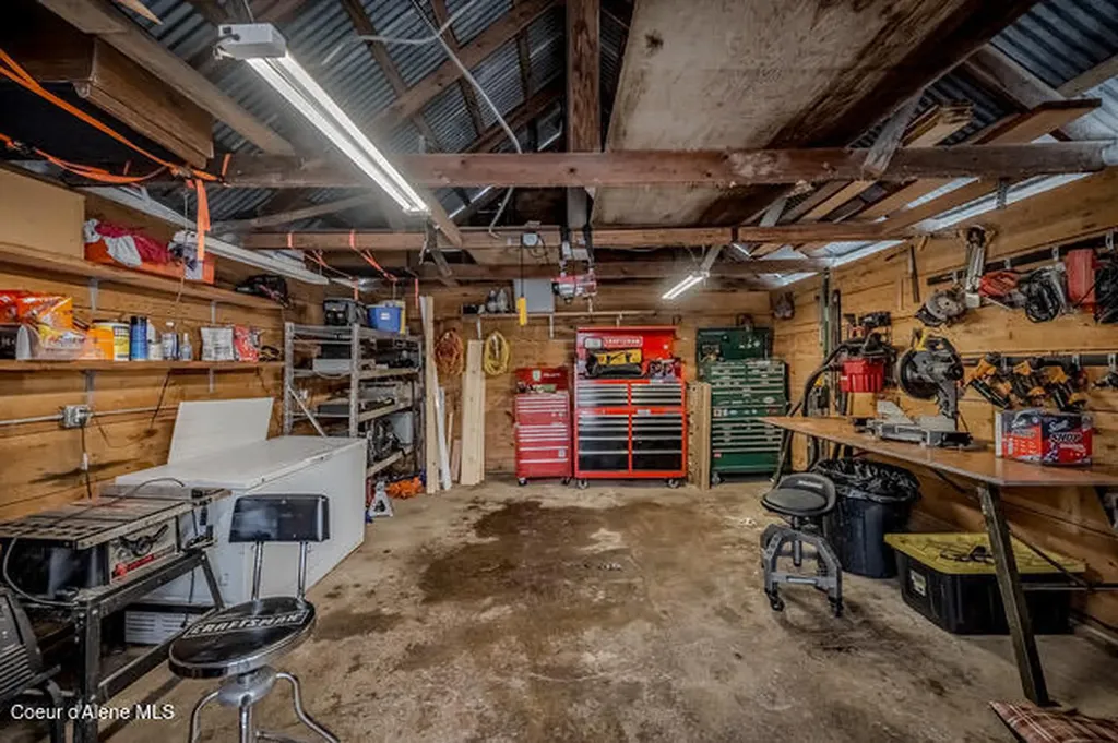 475 Dry Creek Road Clark Fork ID 83811