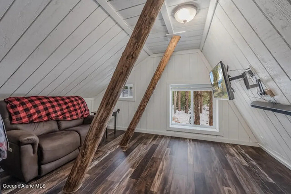 475 Dry Creek Road Clark Fork ID 83811