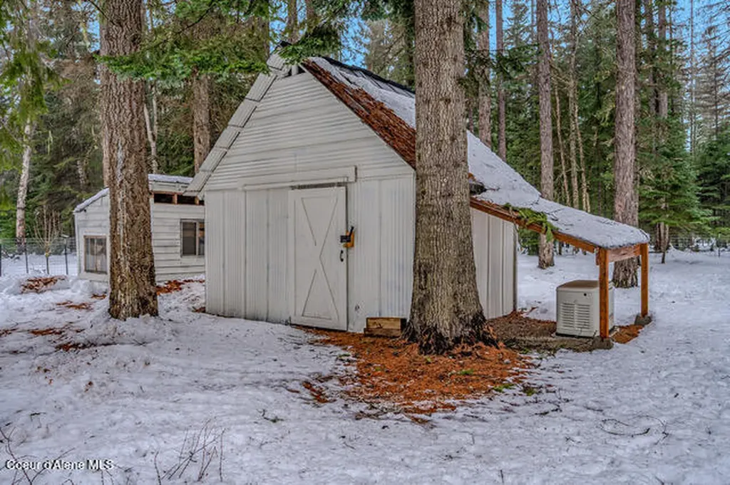 475 Dry Creek Road Clark Fork ID 83811