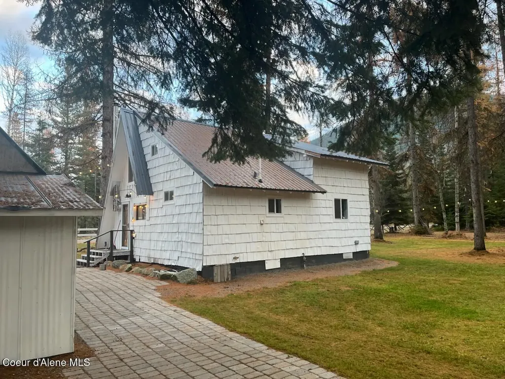 475 Dry Creek Road Clark Fork ID 83811