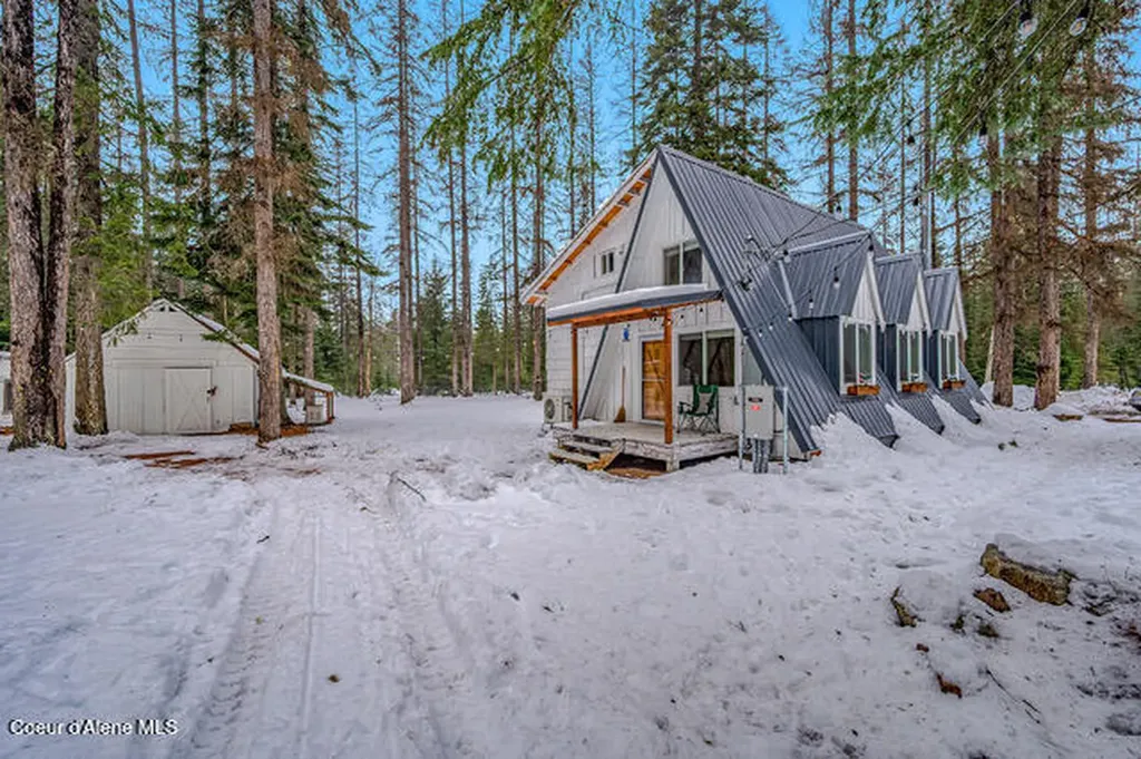 475 Dry Creek Road Clark Fork ID 83811
