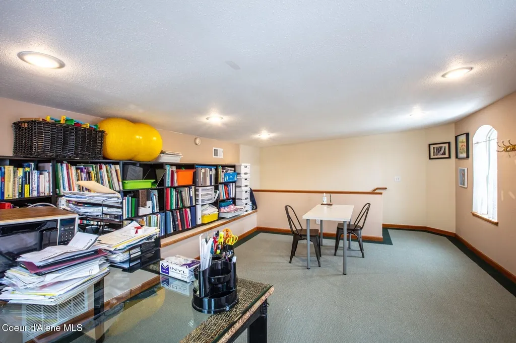 724 Pine Street Sandpoint ID 83864