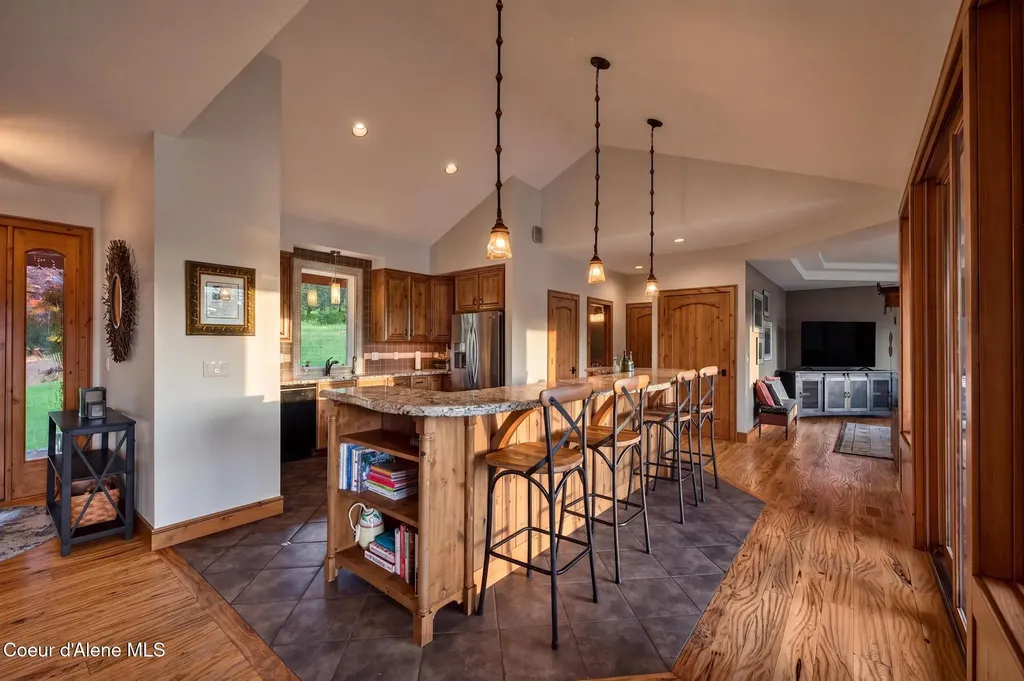 37371 E Hayden Lake Road Hayden ID 83835