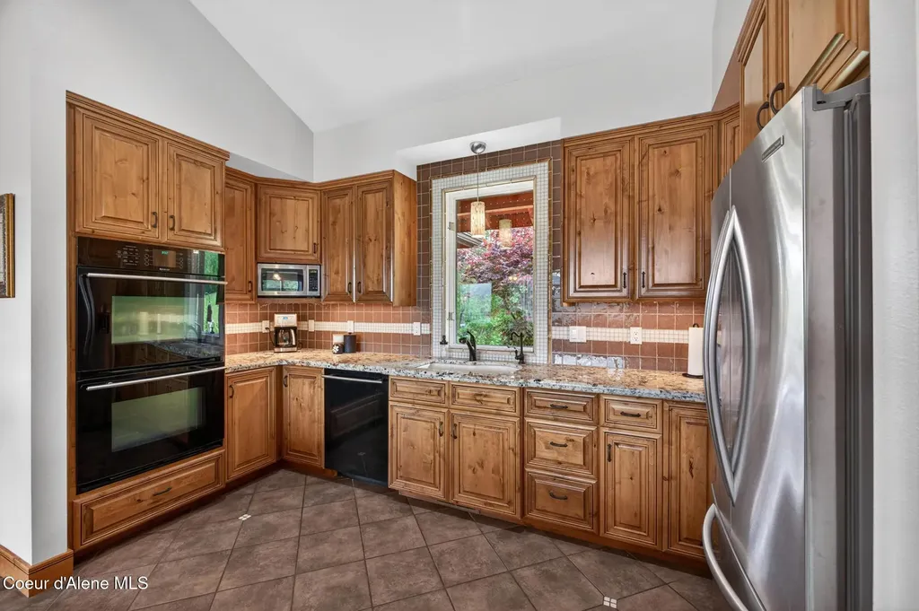 37371 E Hayden Lake Road Hayden ID 83835