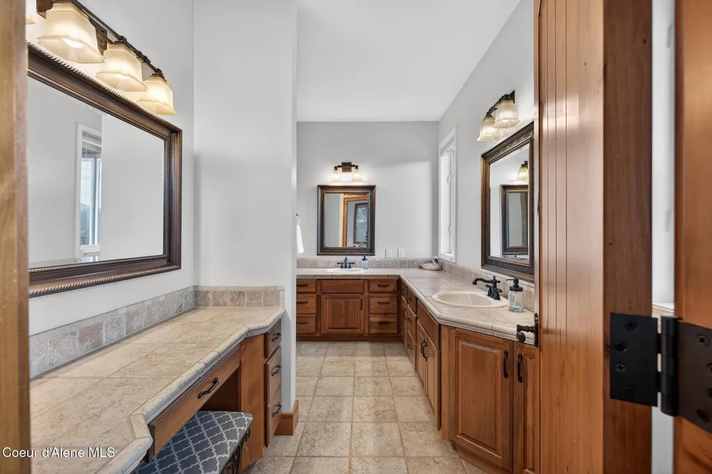 37371 E Hayden Lake Road Hayden ID 83835