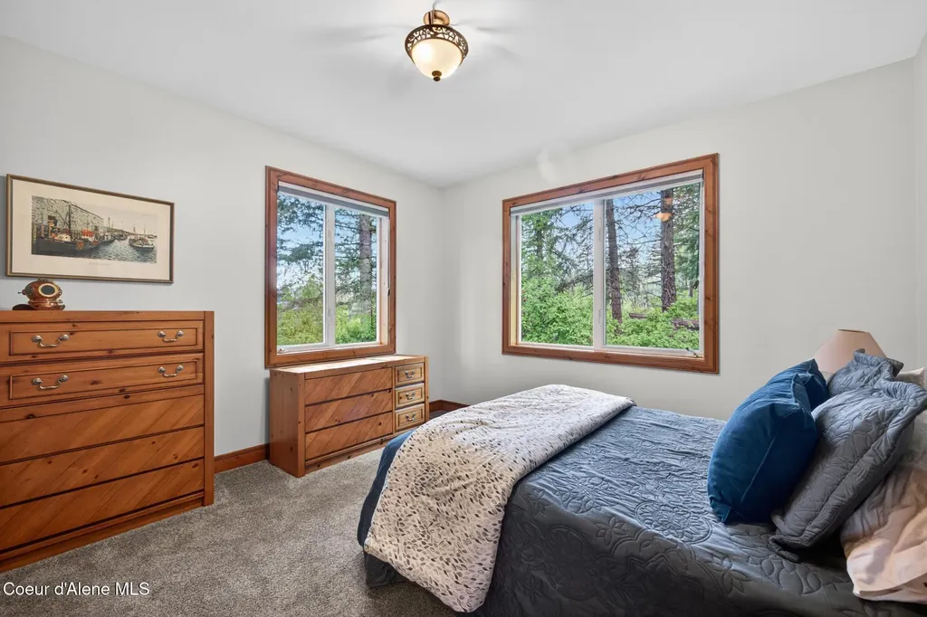 37371 E Hayden Lake Road Hayden ID 83835