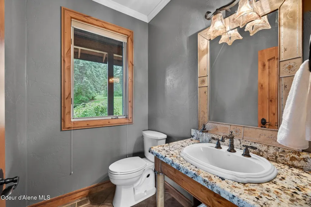 37371 E Hayden Lake Road Hayden ID 83835